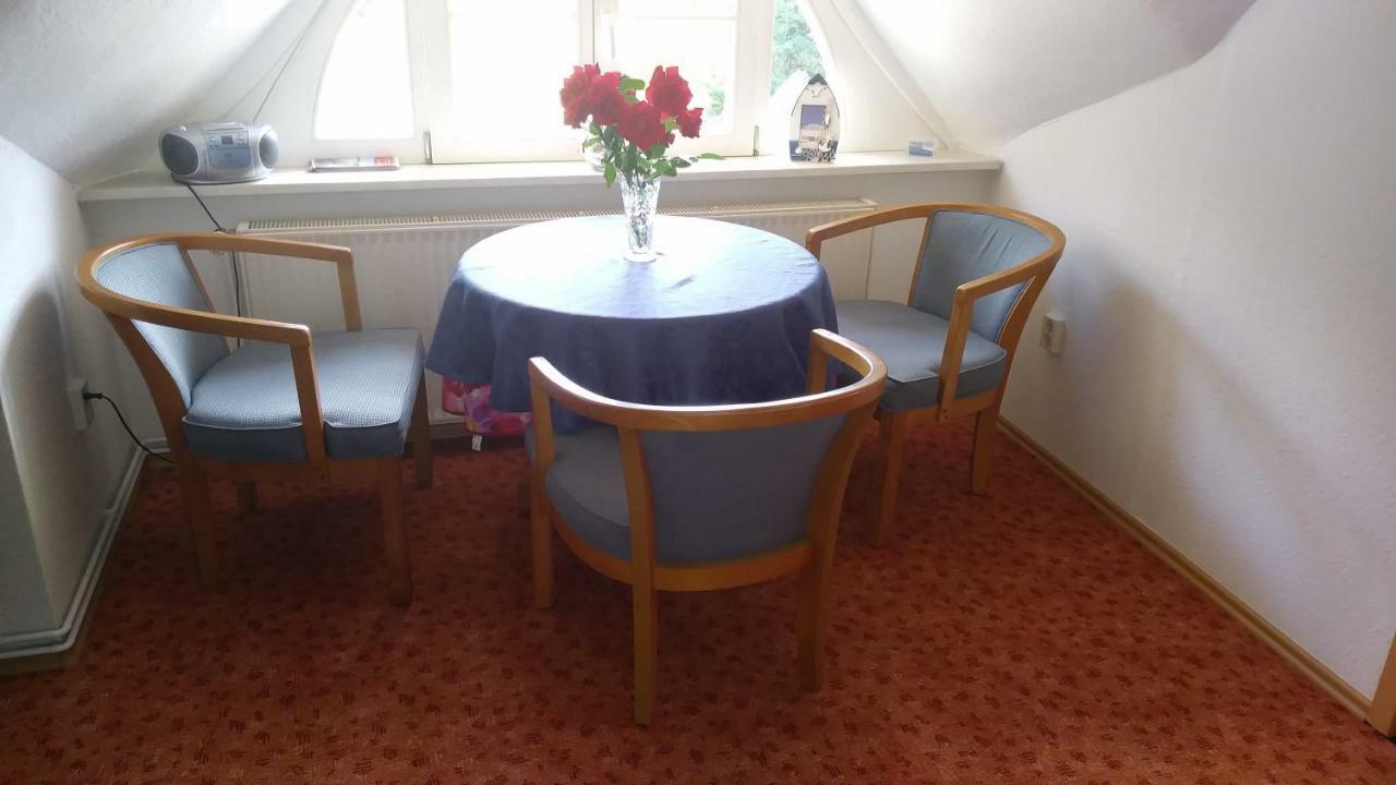 Urlaub Bei Hauenstein Apartment Born Ngoại thất bức ảnh
